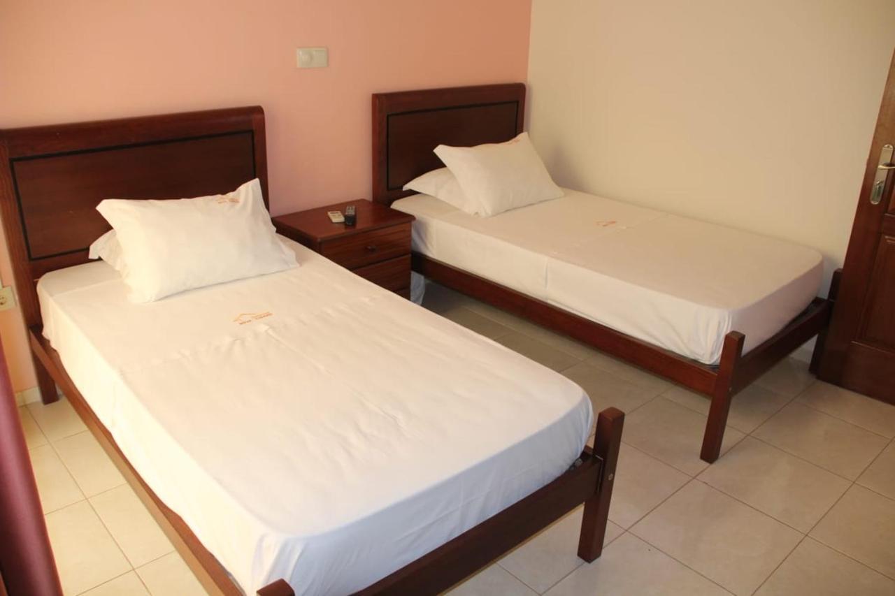 Restaurante Residencial Nova Cidade Porto Novo Extérieur photo