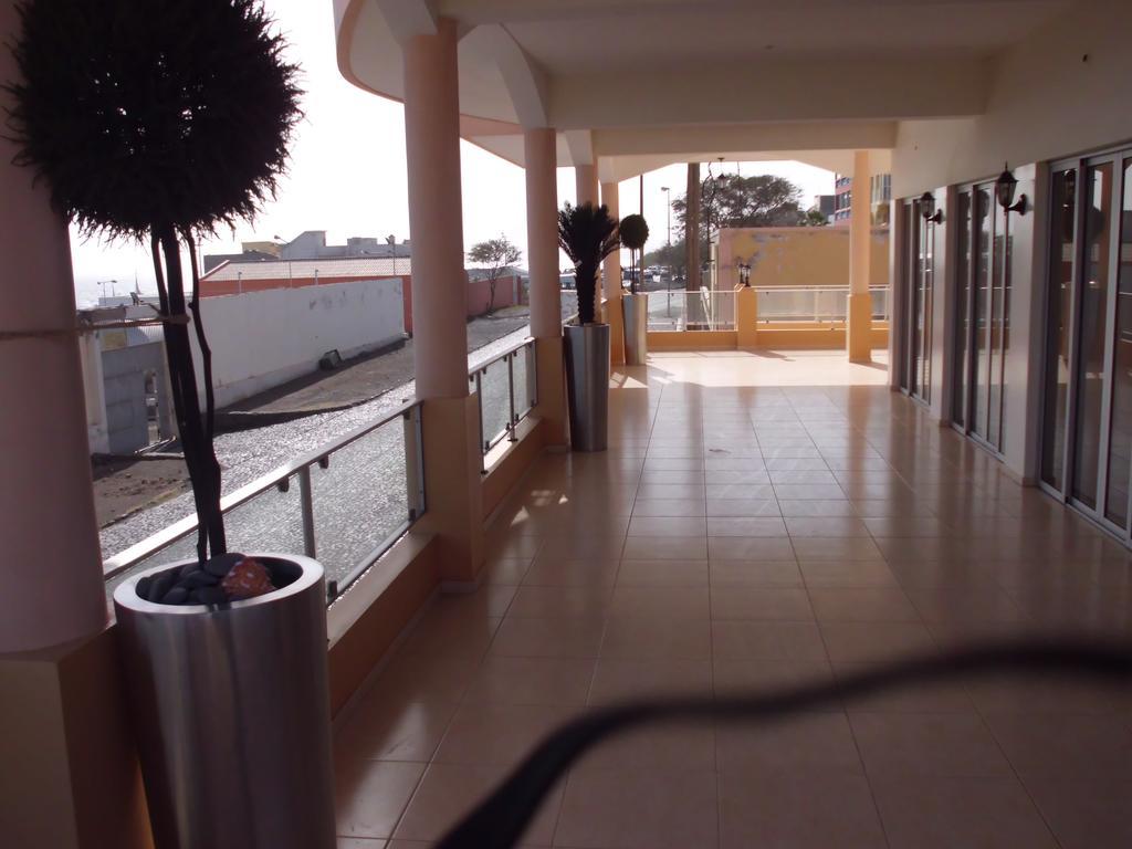 Restaurante Residencial Nova Cidade Porto Novo Extérieur photo